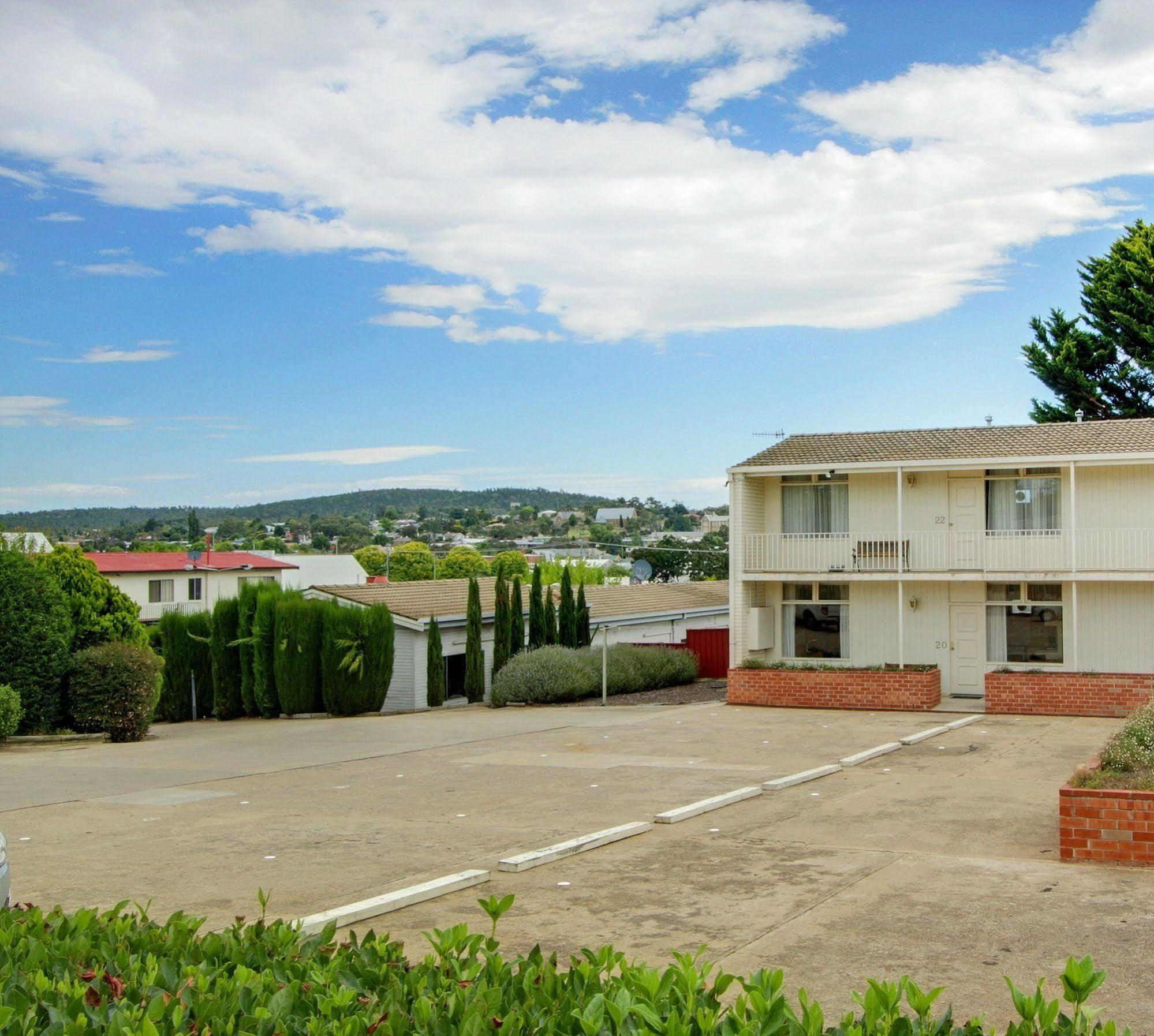 Redhill Cooma Motor Inn Esterno foto