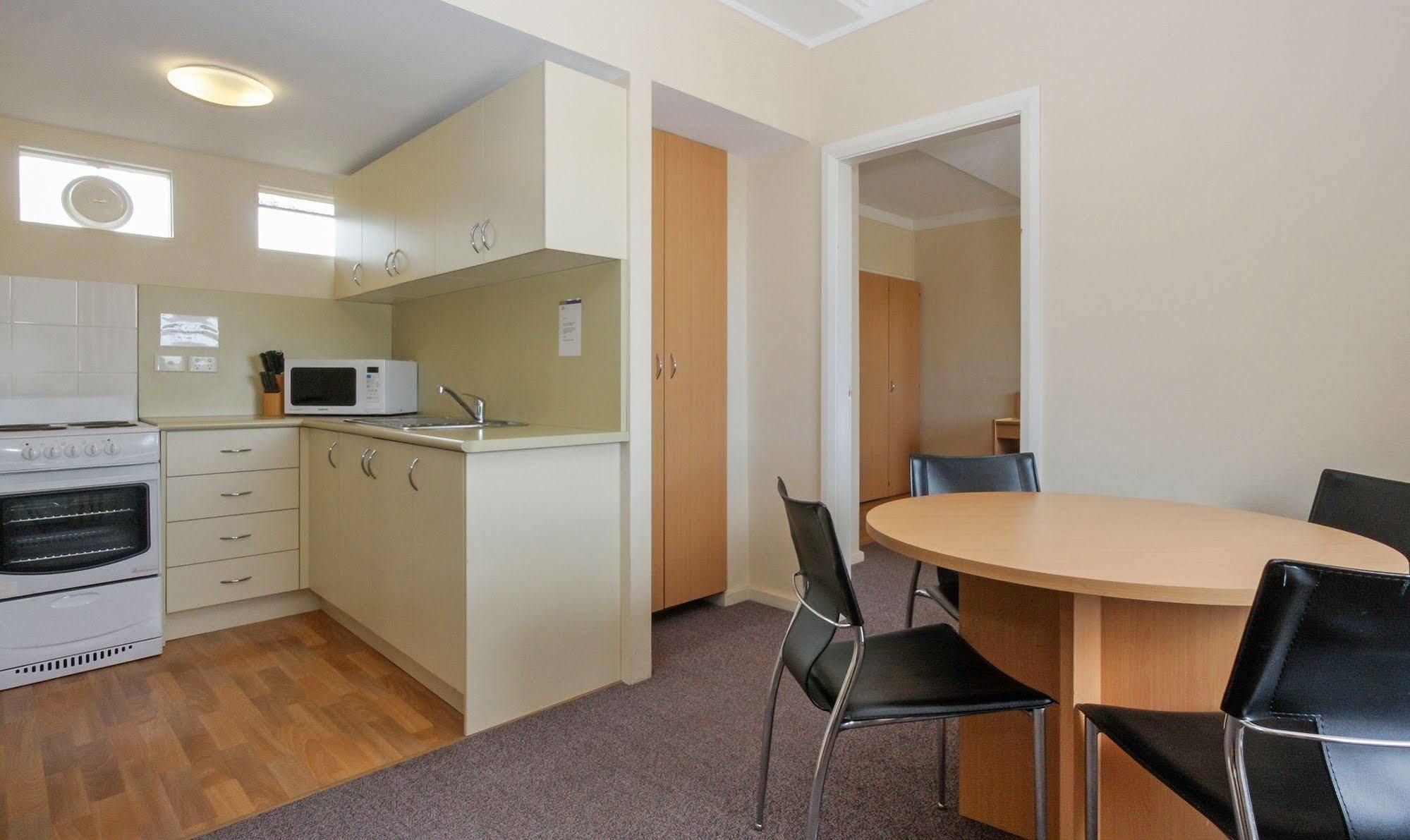 Redhill Cooma Motor Inn Esterno foto