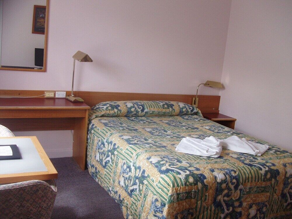 Redhill Cooma Motor Inn Esterno foto
